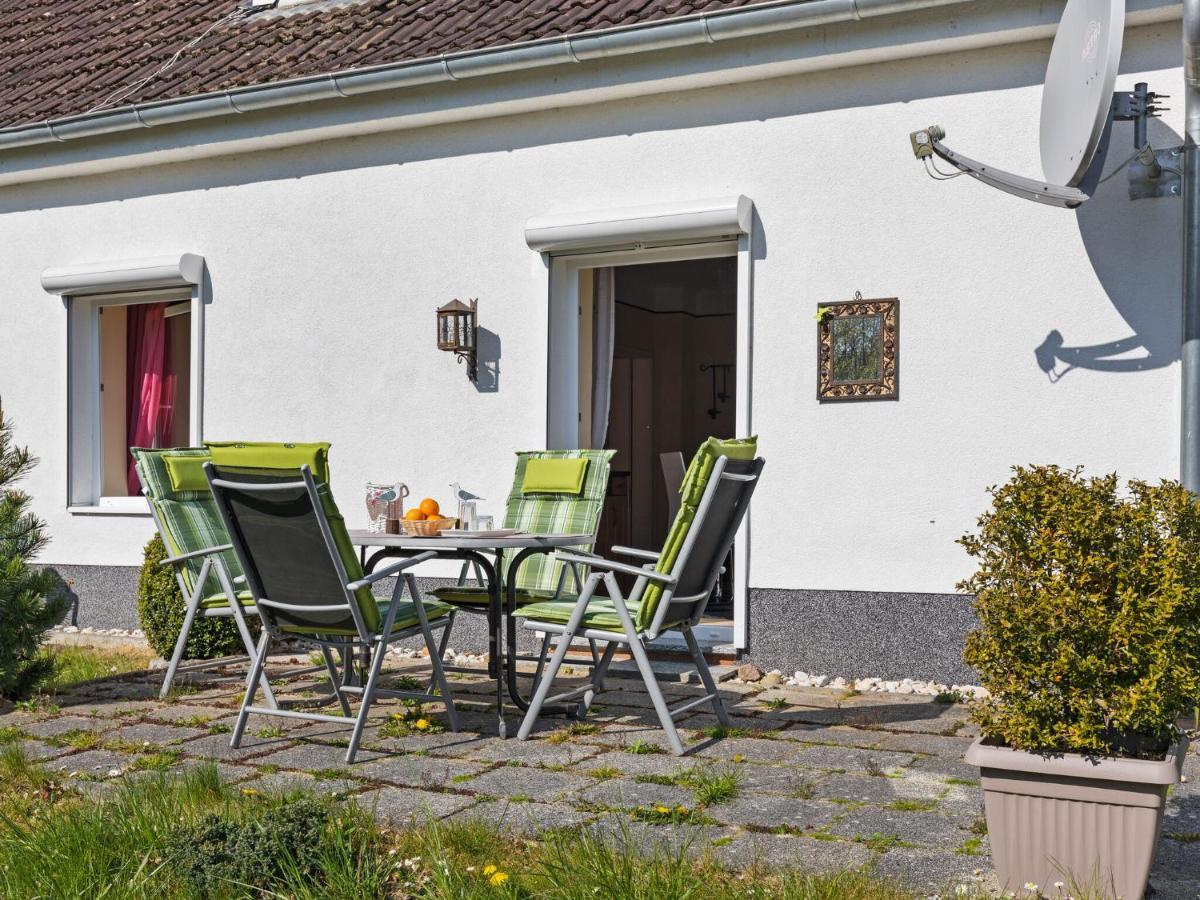 Elegant Apartment With Garden In Gingst Kültér fotó